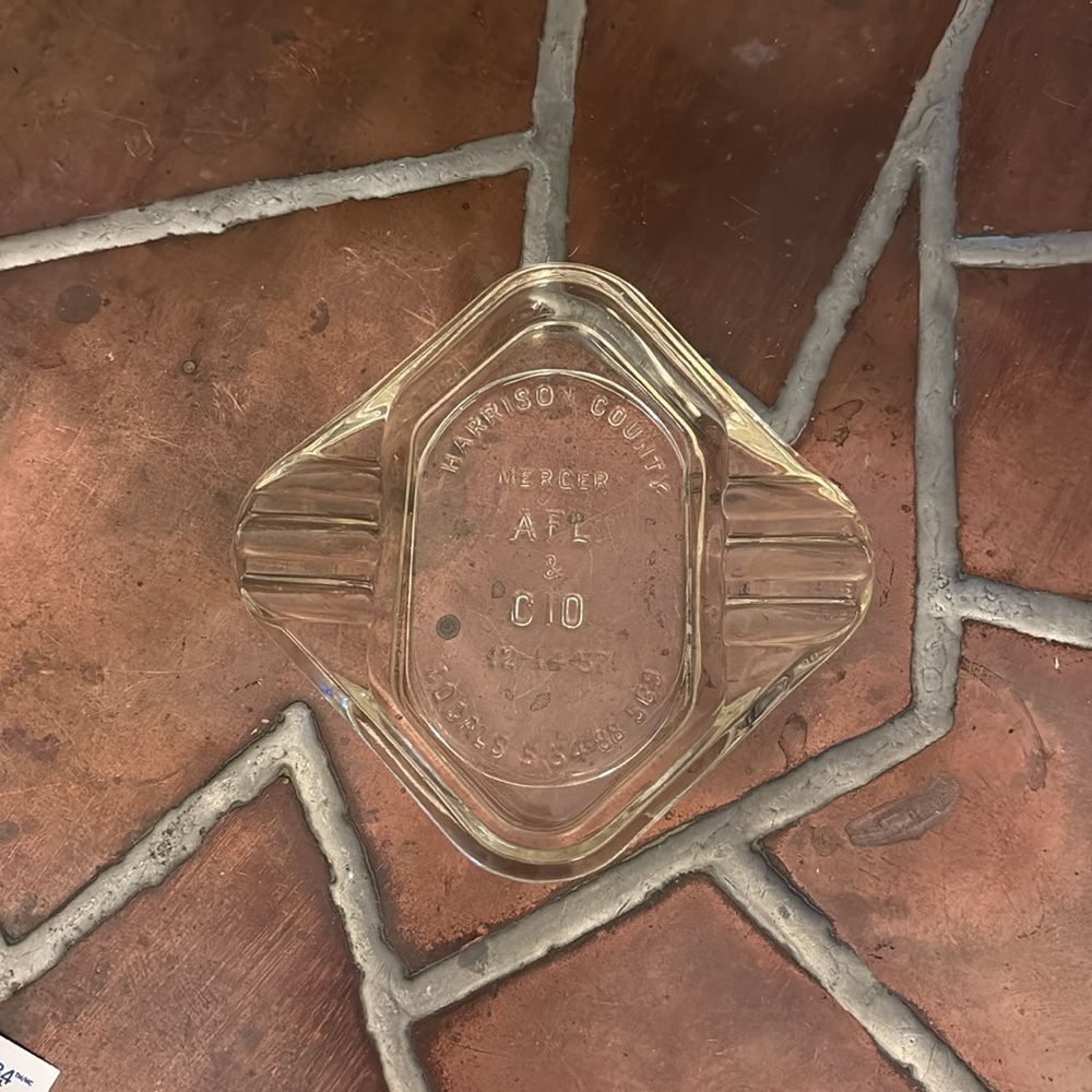 Hazel Atlas Harrison Co. W. Va. Ashtray - Picture 5 of 5